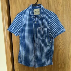Short-Sleeved Blue Plaid Hollister Button-Up Shirt